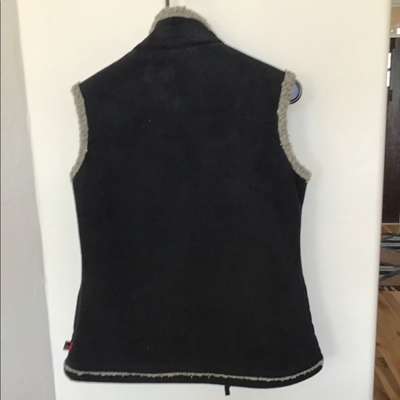 Black Vest Small - Picture 5 of 5